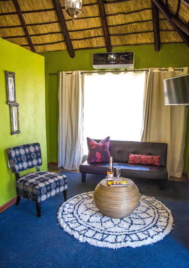 Tshiberry Bed & Breakfast Phokeng Extérieur photo