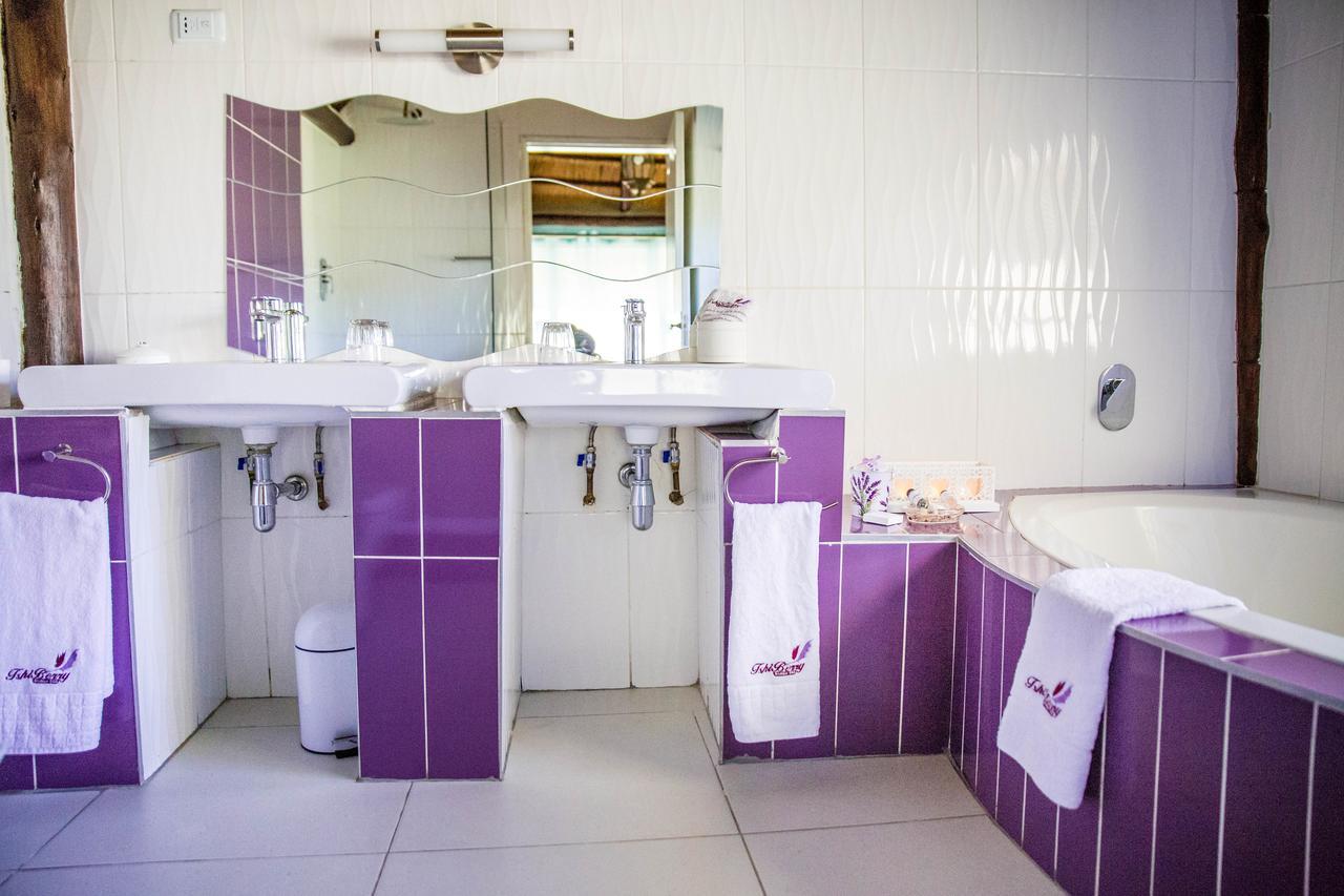 Tshiberry Bed & Breakfast Phokeng Extérieur photo